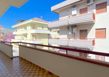 Foto 60 - Quadrilocale Via Emilia
 
12, Alba Adriatica - foto 60