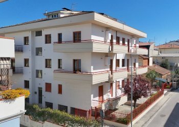 Foto 54 - Appartamento Via Emilia
 
12, Alba Adriatica - foto 54