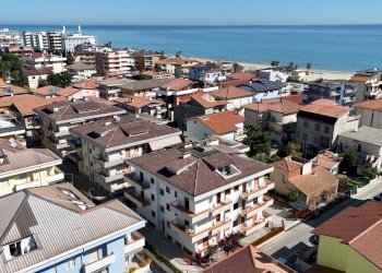 Foto 55 - Quadrilocale Via Emilia
 
12, Alba Adriatica - foto 55