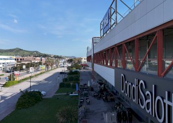 Foto 13 - Laboratorio Via Pasubio
 
15, San Benedetto del Tronto - foto 13