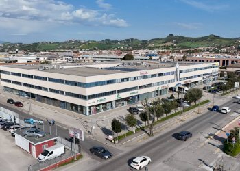 Foto 36 - Laboratorio Via Pasubio
 
15, San Benedetto del Tronto - foto 36