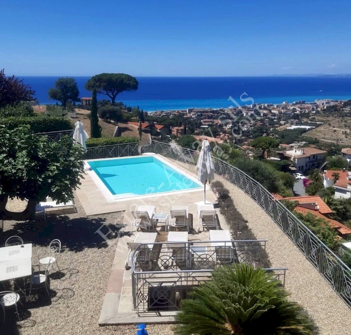 Foto 1 - Villa Via Vincenzo Rossi, Bordighera - foto 1