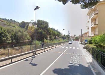 Foto 3 - Box Via del lavoro
 
8, Bordighera - foto 3