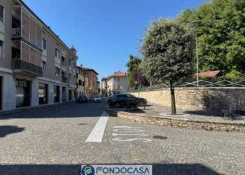 Foto 3 - Commercial Premises Capriolo - photo 3