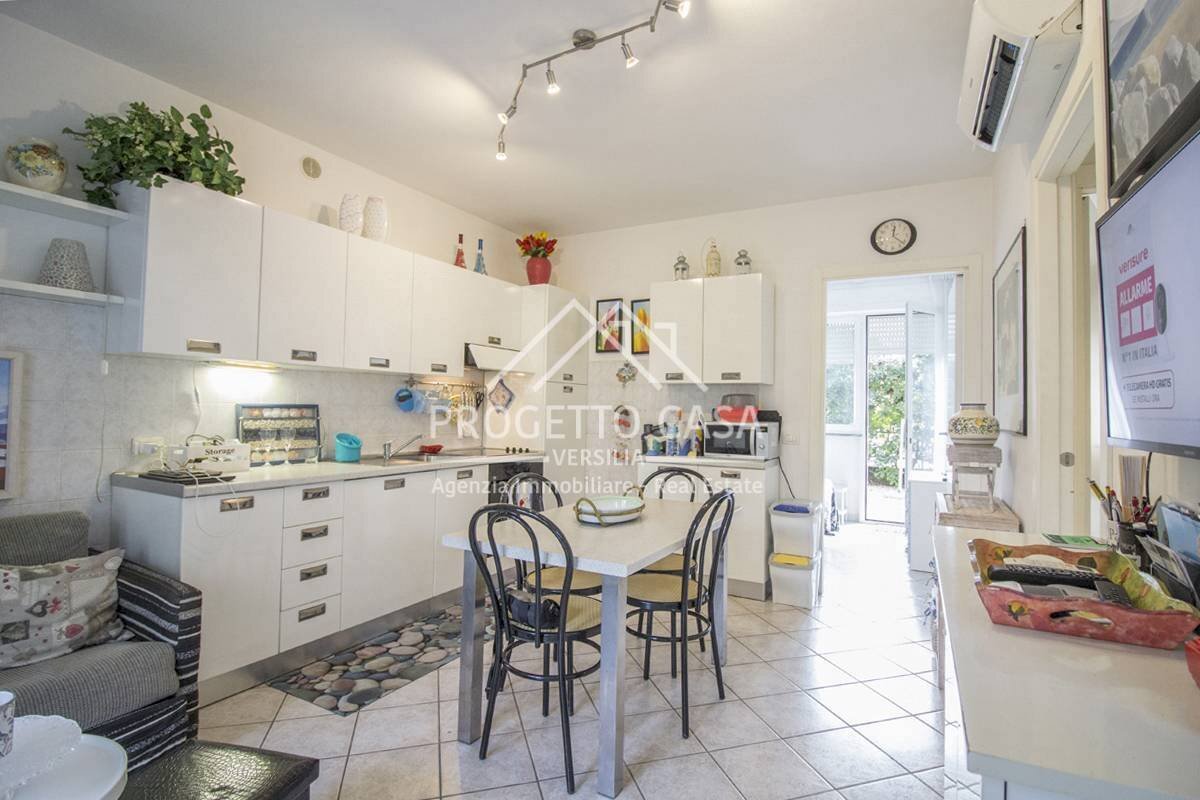 Foto 2 - Trilocale VIA DANTE ALIGHIERI, Pietrasanta - foto 2