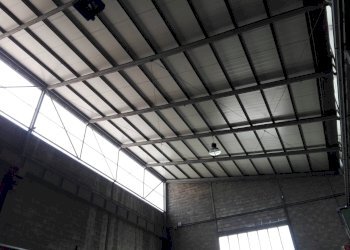 CAPANNONE INTERNO - Capannone 2 GIUGNO
60, Peschiera Borromeo - foto 5