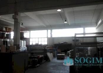 14 - Capannone Pogliano Milanese - foto 14