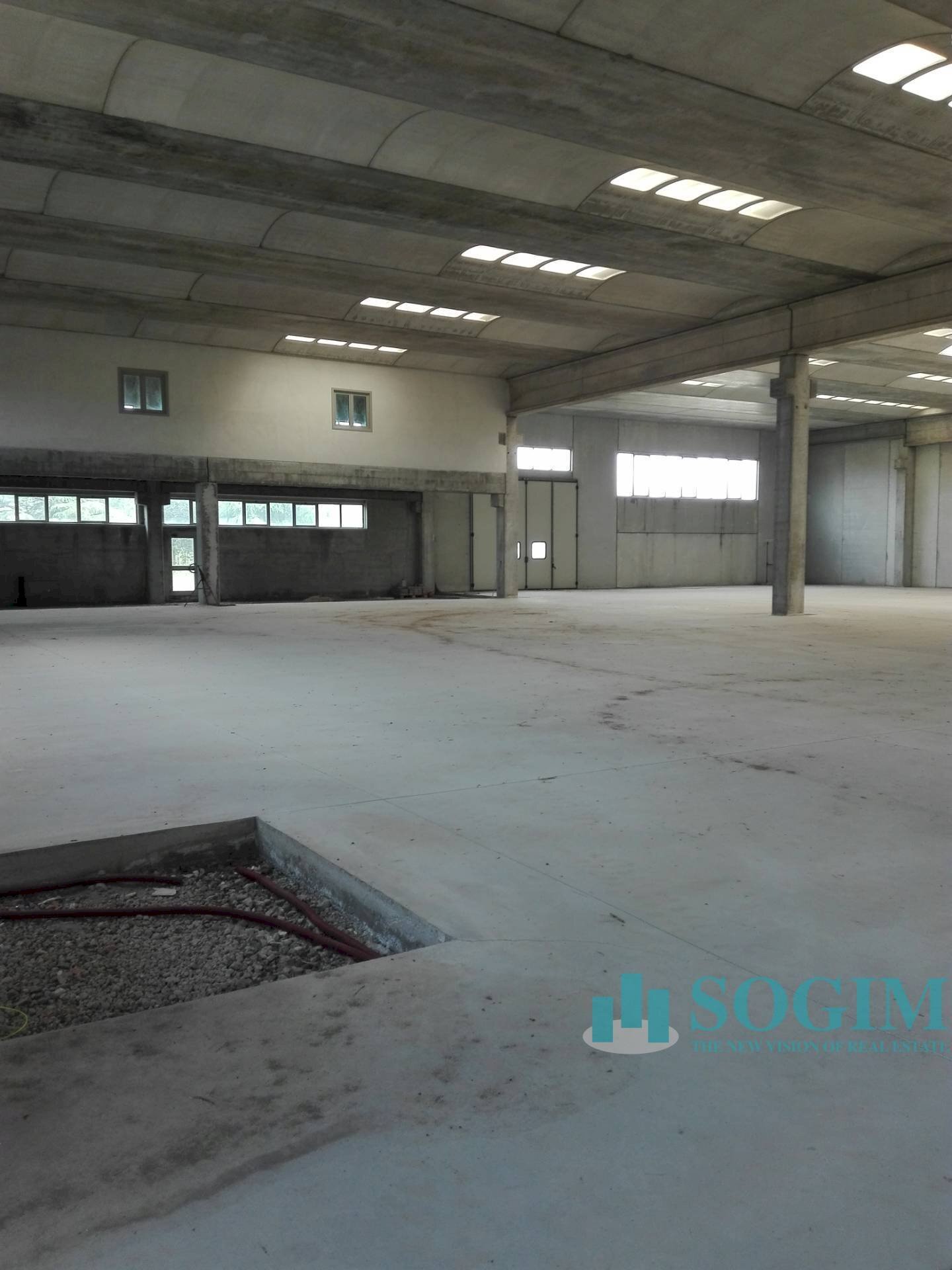 interno - Capannone Viale Delle Industrie, Dairago - foto 3
