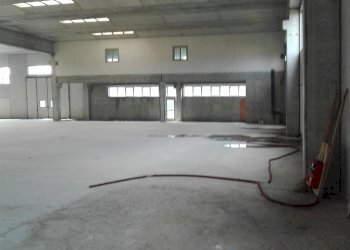 interno - Capannone Viale Delle Industrie, Dairago - foto 1