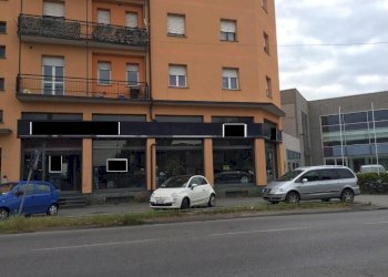 Foto 2 - Locale Commerciale Limbiate - foto 2