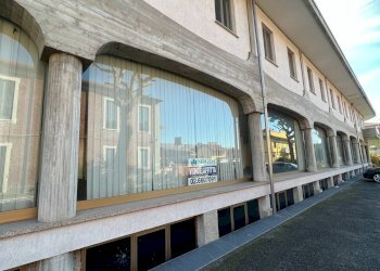 Foto 1 - Locale Commerciale Buscate - foto 1