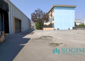 Foto 11 - Capannone Via Misericordia
 
33, Vedano al Lambro - foto 11