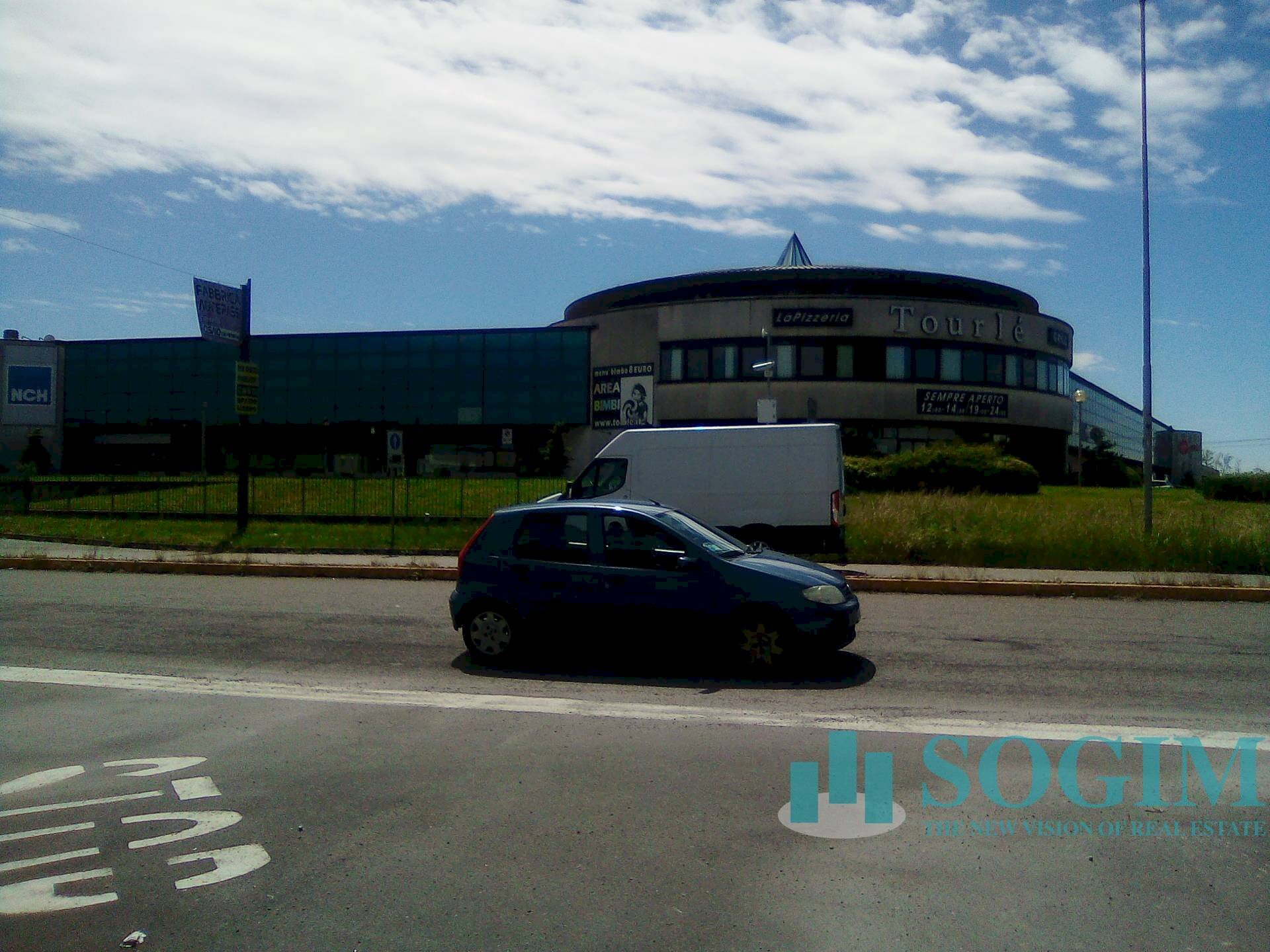 Foto 2 - Commercial Premises via europa
 
30, Cusago - photo 2