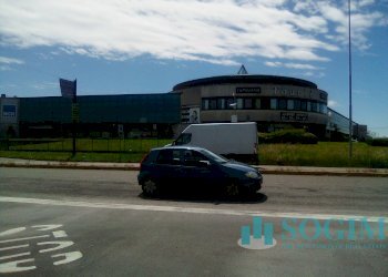 Foto 2 - Commercial Premises via europa
 
30, Cusago - photo 2