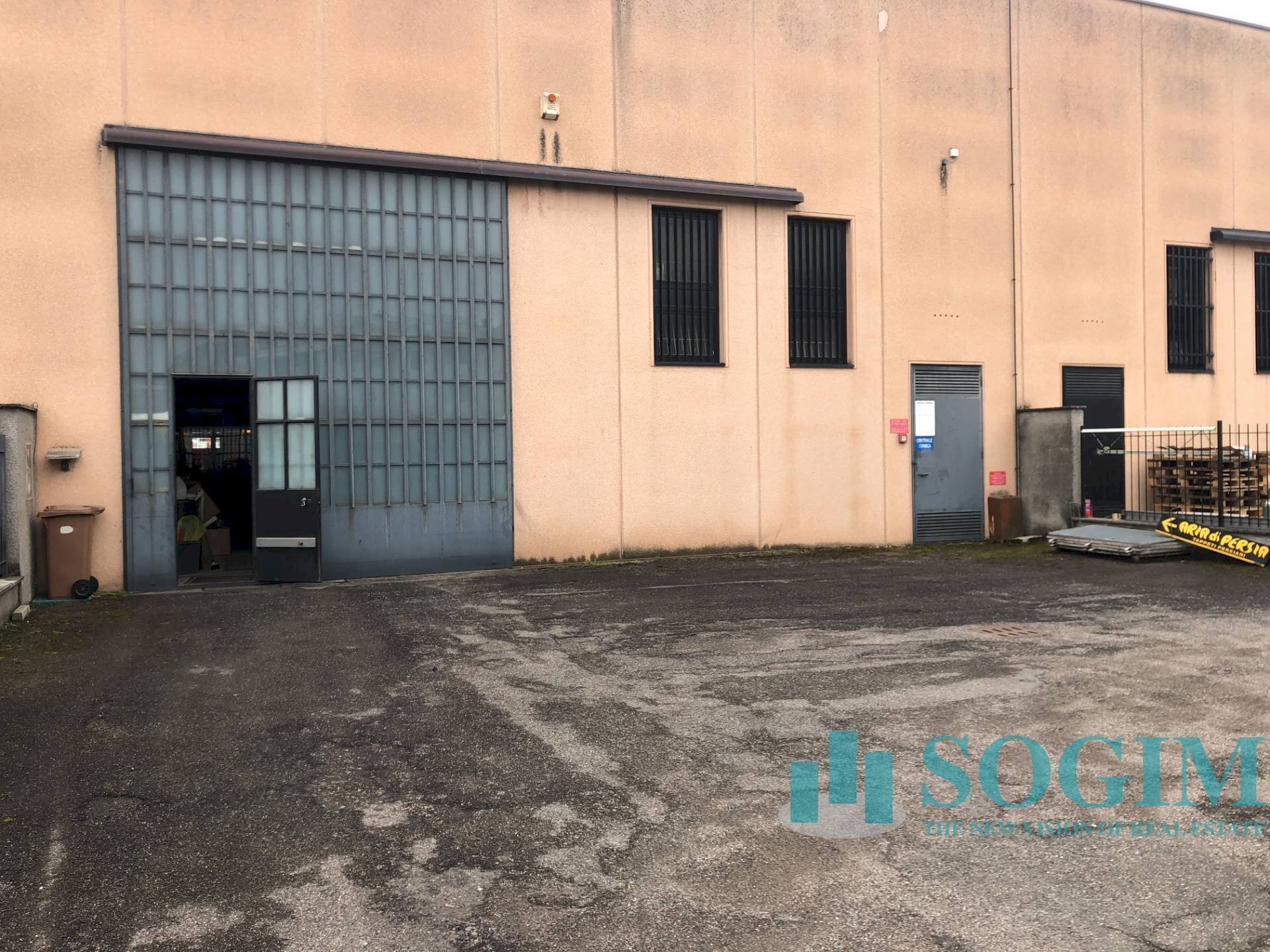 Foto 2 - Shop Corbetta - photo 2