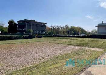 Foto 3 - Capannone Via Per Cassano
 
1, Rivolta d'Adda - foto 3