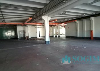 Foto 5 - Capannone Via Della Meccanica
 
3/5, Gaggiano - foto 5