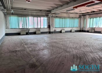 Foto 1 - Capannone Via Della Meccanica
 
3/5, Gaggiano - foto 1