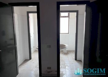 Foto 11 - Capannone Via Della Meccanica
 
3/5, Gaggiano - foto 11