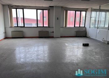 Foto 12 - Capannone Via Della Meccanica
 
3/5, Gaggiano - foto 12