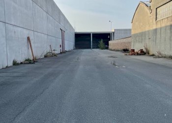 Foto 32 - Locale Commerciale Via Caorsana
30, Piacenza - foto 32