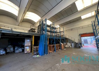 Foto 18 - Capannone via donatori di sangue
 
70, Santo Stefano Ticino - foto 18