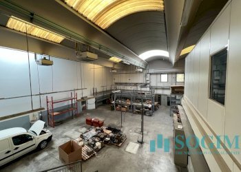 Foto 20 - Capannone via donatori di sangue
 
70, Santo Stefano Ticino - foto 20