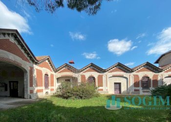 Foto 1 - Capannone via Verdi, Samarate - foto 1