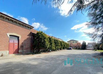 Foto 2 - Capannone via Verdi, Samarate - foto 2