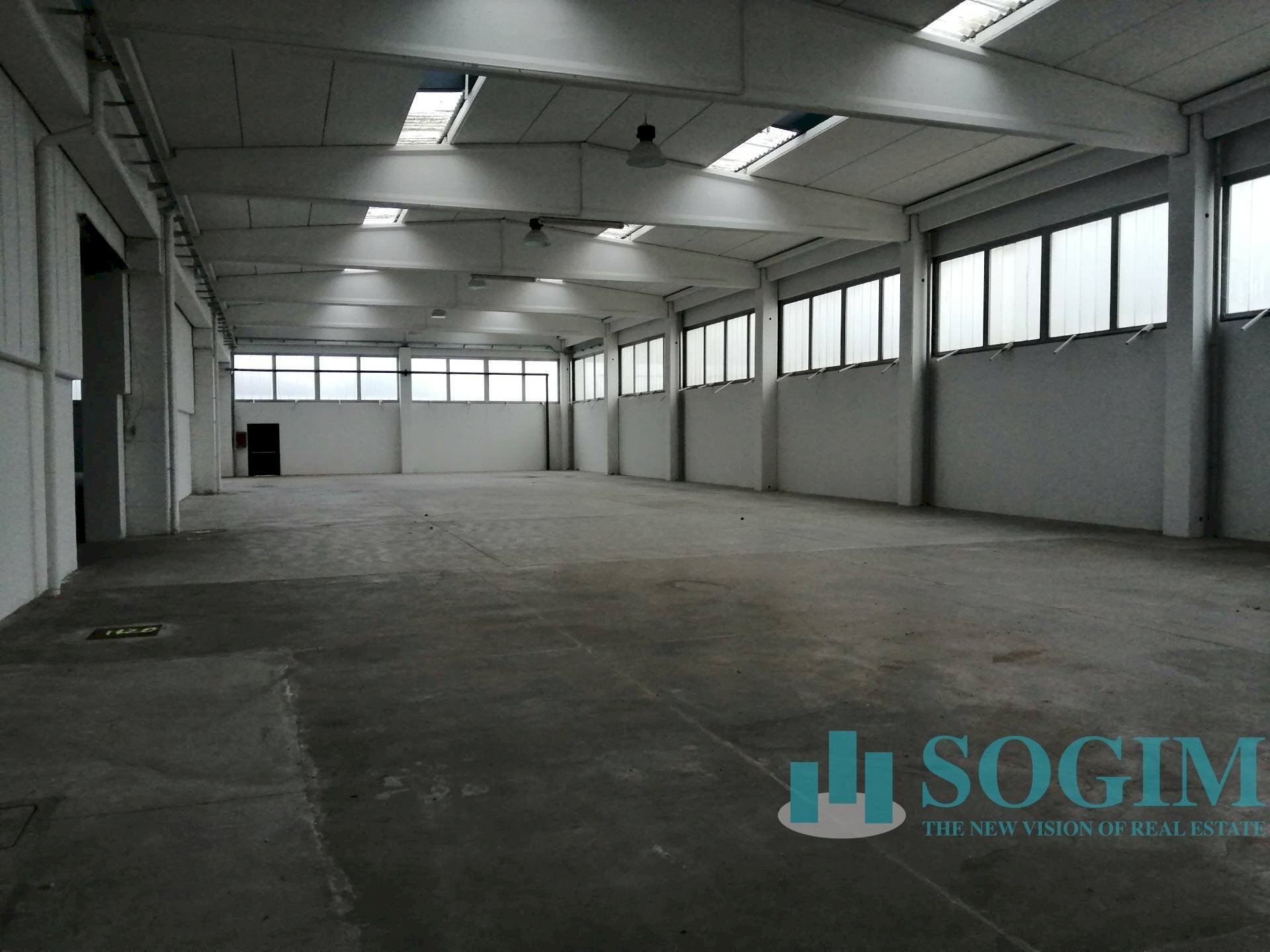 interno - Capannone Via Milani
 
5, Robecchetto con Induno - foto 1