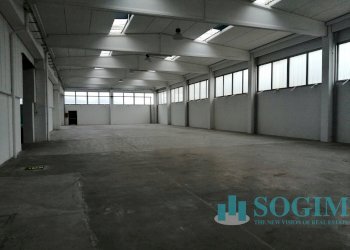 interno - Capannone Via Milani
 
5, Robecchetto con Induno - foto 1