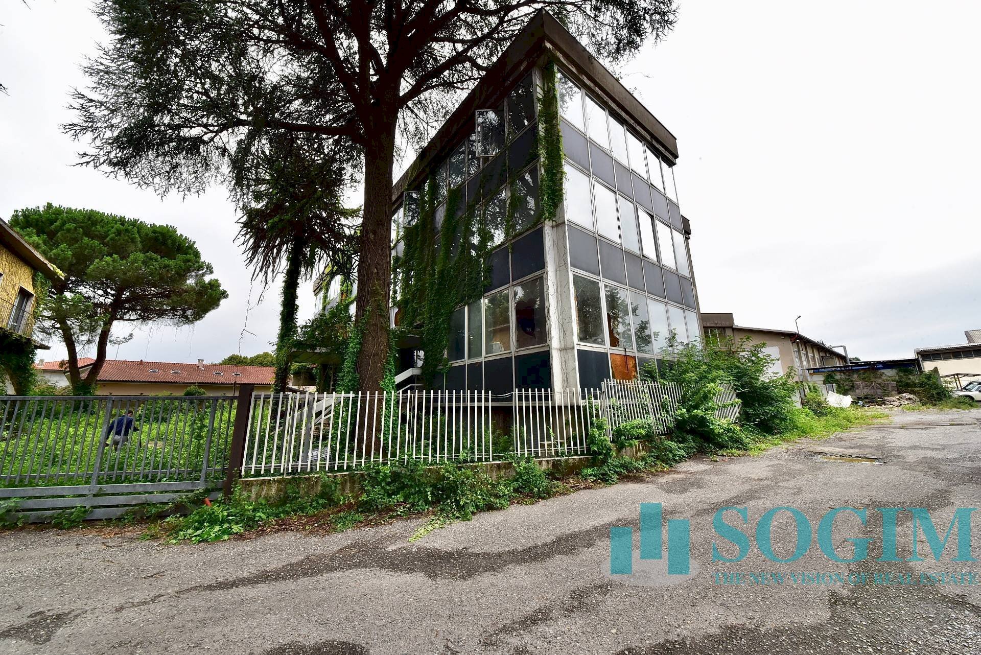 Foto 1 - Stable - Palace Via Cesare Battisti
 
54, Albiate - photo 1