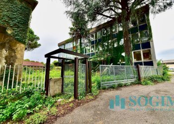 Foto 6 - Stabile - Palazzo Via Cesare Battisti
 
54, Albiate - foto 6