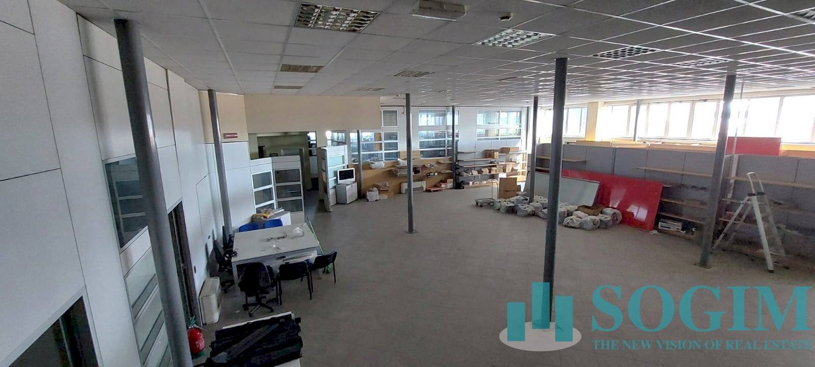 Foto 3 - Capannone VIA LA PIRA
 
snc, Brugherio - foto 3