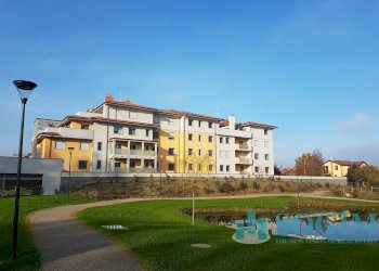 Foto 5 - Negozio Basiglio - foto 5