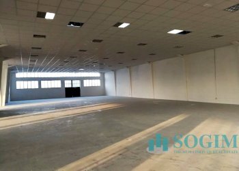 Foto 4 - Locale Commerciale VIA MONZA
 
20, Gorgonzola - foto 4