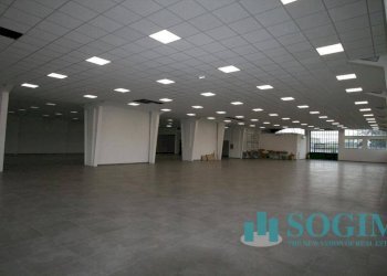 Foto 6 - Locale Commerciale VIA MONZA
 
20, Gorgonzola - foto 6