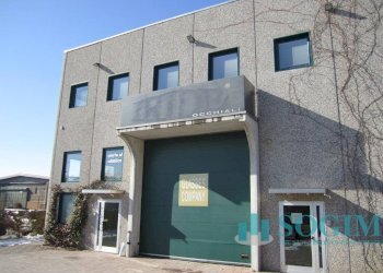 Foto 2 - Capannone Manzoni
 
6, Gavirate - foto 2