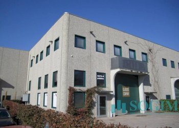 Foto 3 - Capannone Manzoni
 
6, Gavirate - foto 3