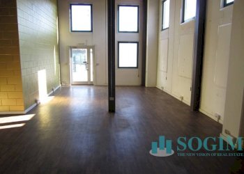 Foto 4 - Capannone Manzoni
 
6, Gavirate - foto 4