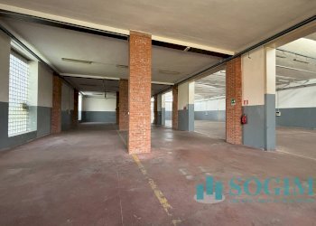 Foto 15 - Capannone via giovanni XXIII
 
102, Cardano al Campo - foto 15