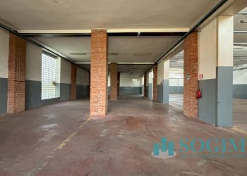 Foto 16 - Capannone via giovanni XXIII
 
102, Cardano al Campo - foto 16