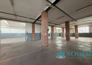 Foto 18 - Capannone via giovanni XXIII
 
102, Cardano al Campo - foto 18