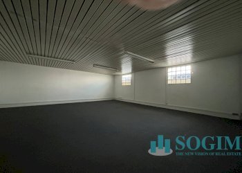 Foto 26 - Capannone via giovanni XXIII
 
102, Cardano al Campo - foto 26