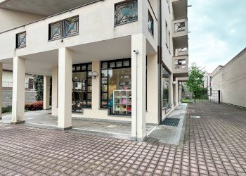 Foto 2 - Negozio viale milano
 
65, Gallarate - foto 2