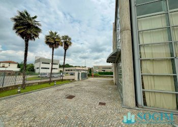 Foto 31 - Capannone via 2 giugno
 
15, Azzate - foto 31