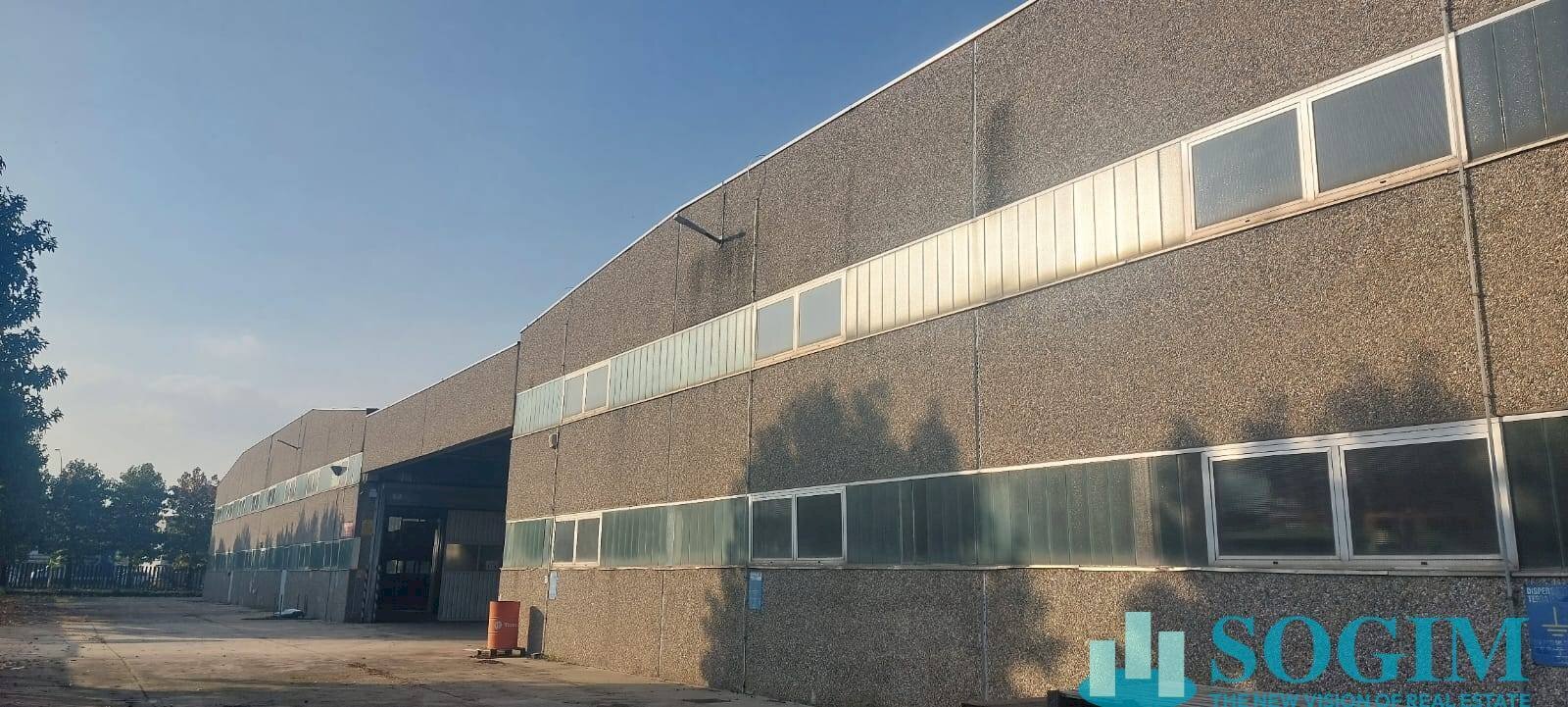 Foto 1 - Capannone Via Bergamo
 
15, Pioltello - foto 1