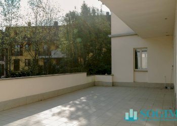 Foto 16 - Locale Commerciale Corso Garibaldi
 
82, Seveso - foto 16