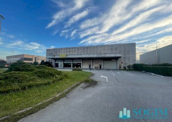 Foto 1 - Capannone via aldo moro, Orio al Serio - foto 1