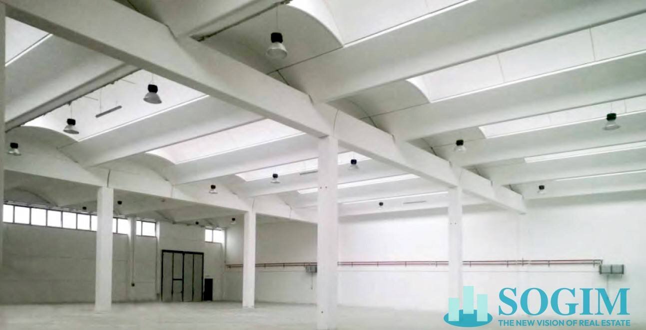 Foto 2 - Capannone via liguria, Peschiera Borromeo - foto 2